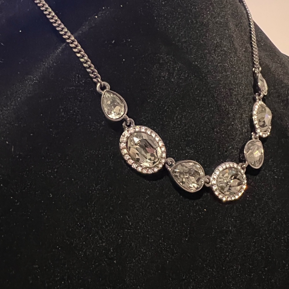 Smokey Crystal Rhinestone Necklace - Picture 2 of 4